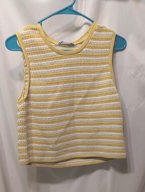 Everlane Girls Yellow and White Crochet Tank Size Large